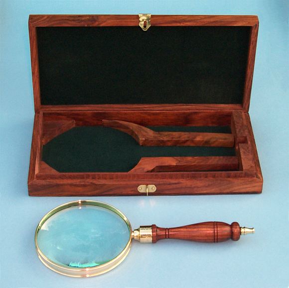 Hand Magnifier with Hardwood Case